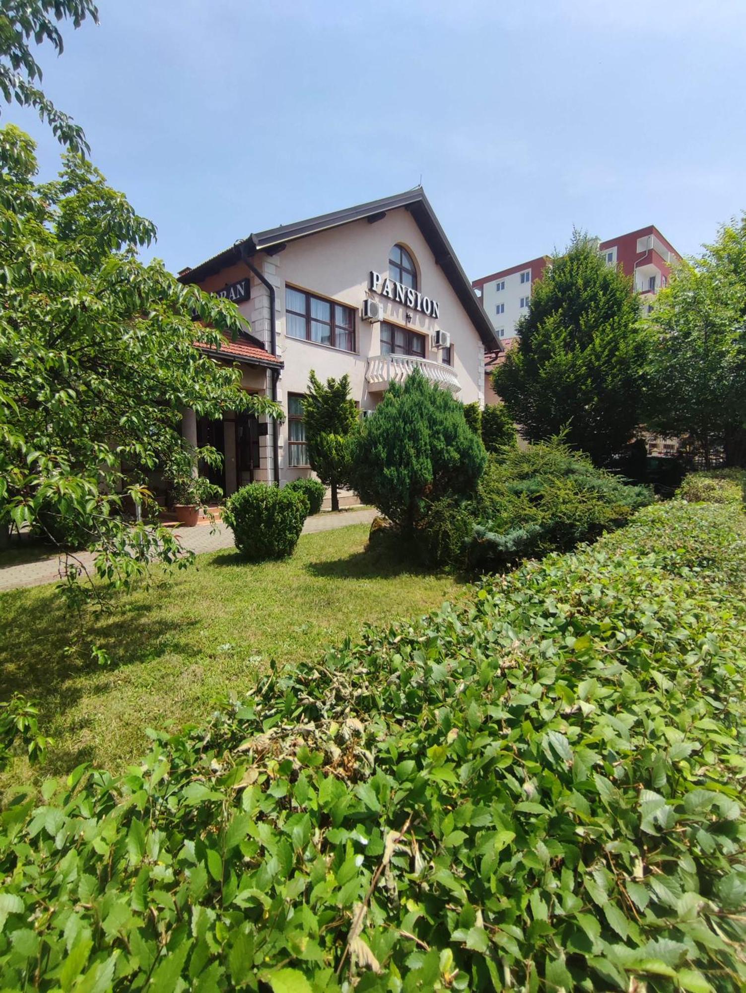 Bed and Breakfast Pansion Kamin Lukavica Esterno foto
