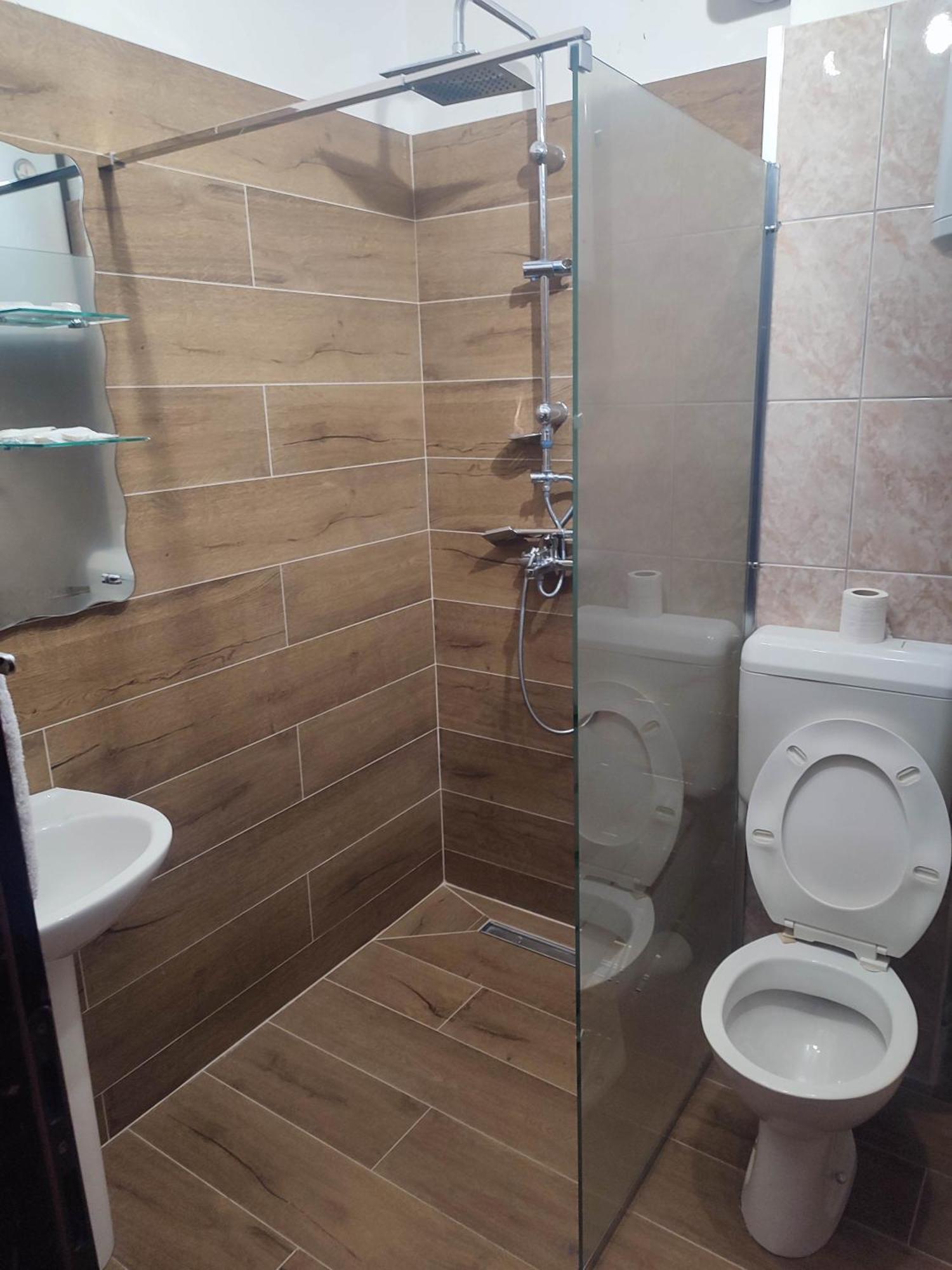 Bed and Breakfast Pansion Kamin Lukavica Camera foto