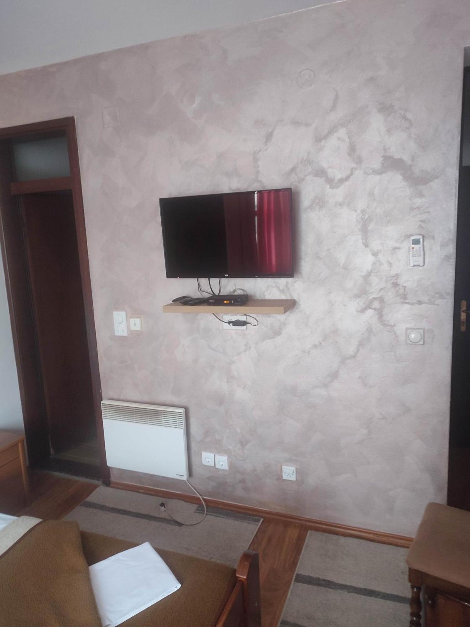 Bed and Breakfast Pansion Kamin Lukavica Esterno foto